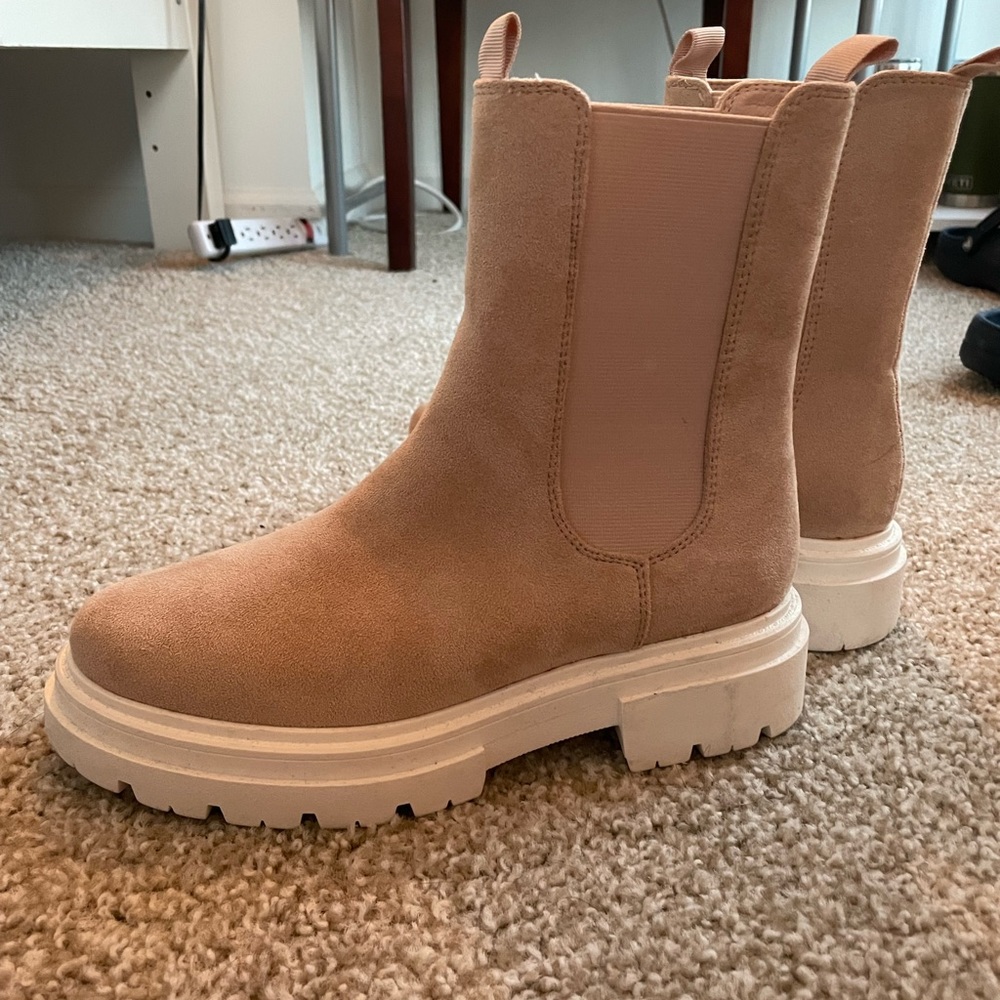 Tan and white platform boots size 8